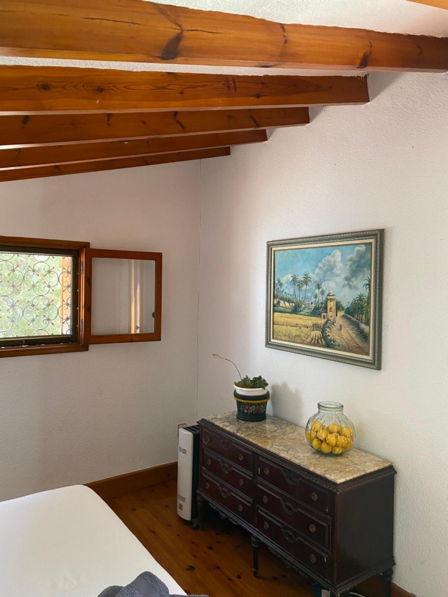 Pink Lemon House Bed & Breakfast เอลเช ภายนอก รูปภาพ
