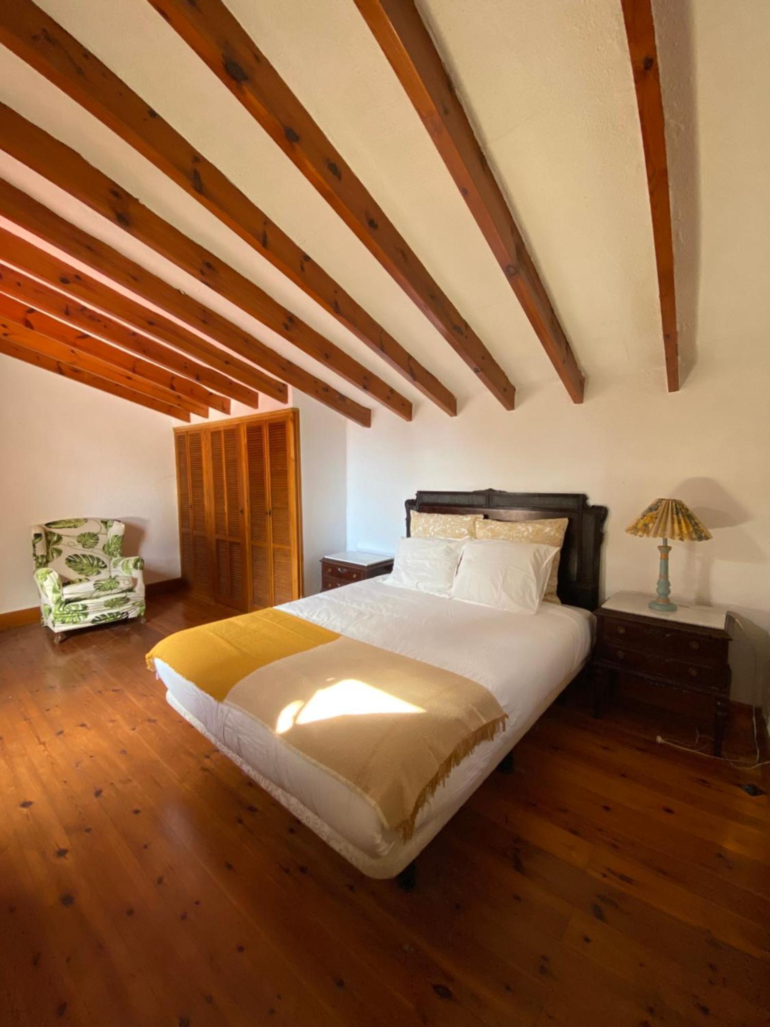 Pink Lemon House Bed & Breakfast เอลเช ภายนอก รูปภาพ