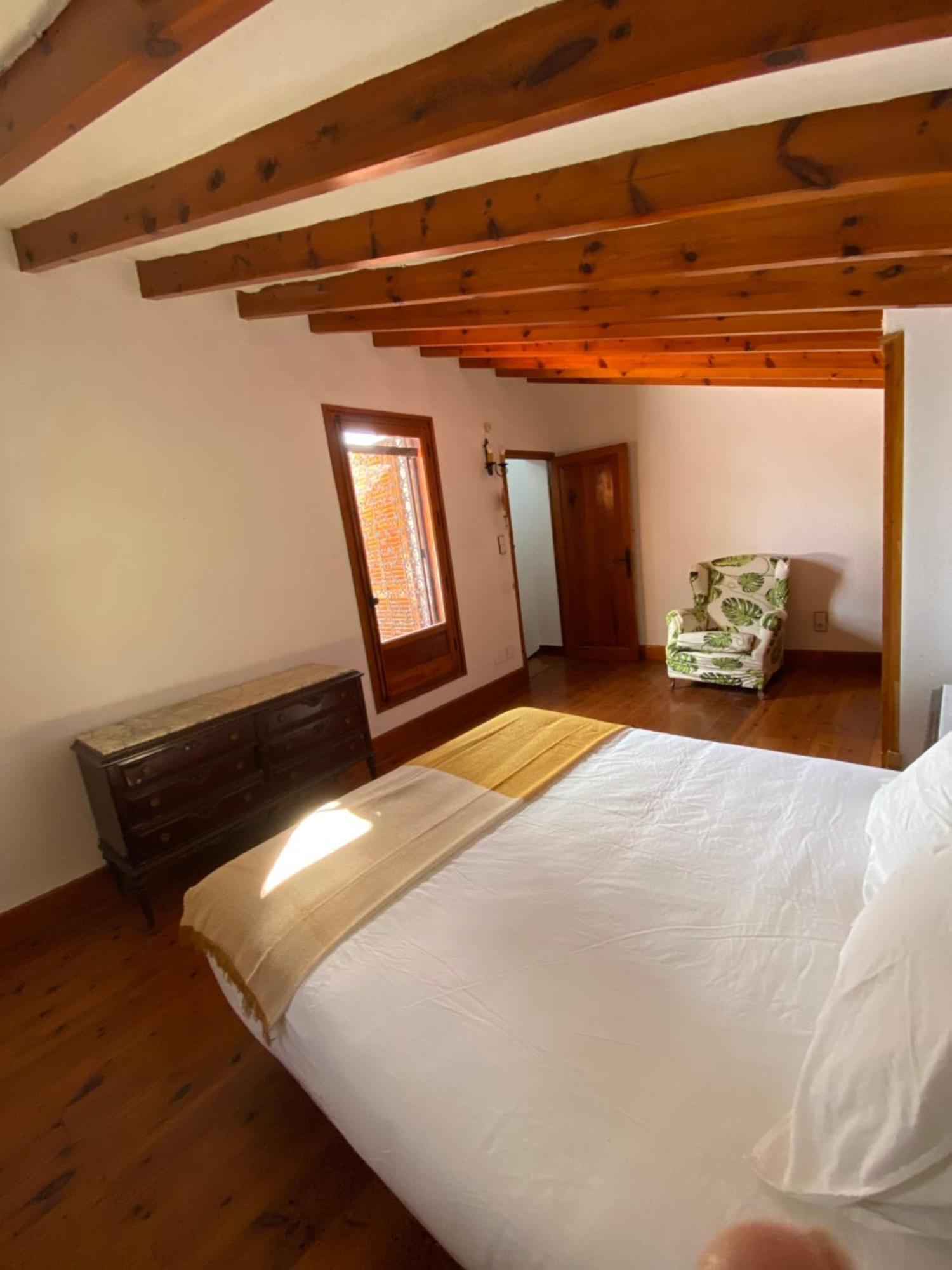 Pink Lemon House Bed & Breakfast เอลเช ภายนอก รูปภาพ